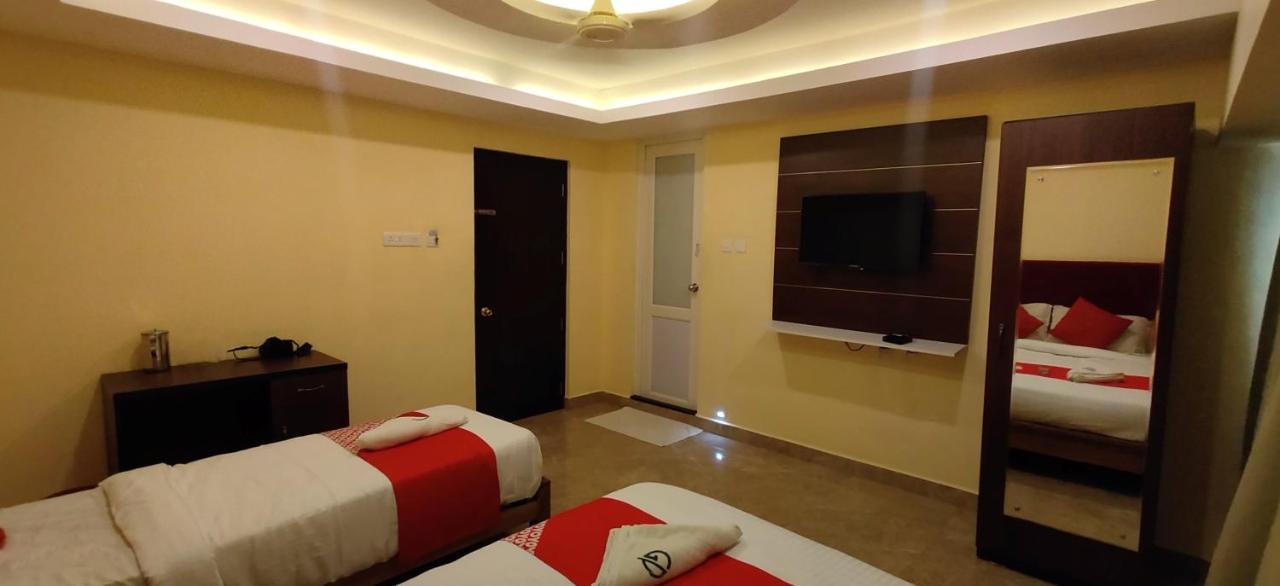 Hotel Green Plaza Thrissur Екстериор снимка